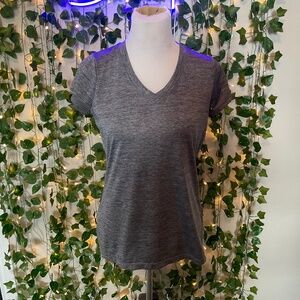 Ladies Xersion Performance V Neck tee - size Medium